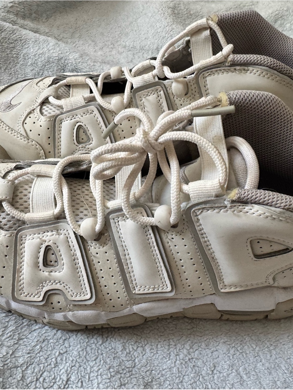 Nike Kids Cream and Gray Air-Style Sneakers